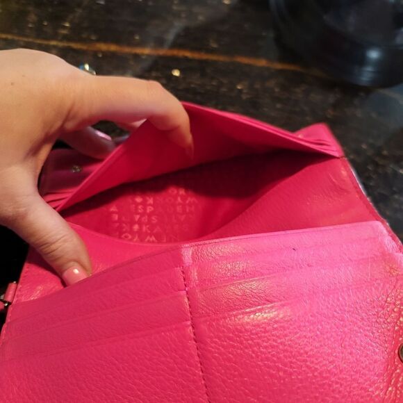 Kate Spade Pink Erin Logan Court Leather Wallet With Wrist Strap - GUC - Picture 11 of 16